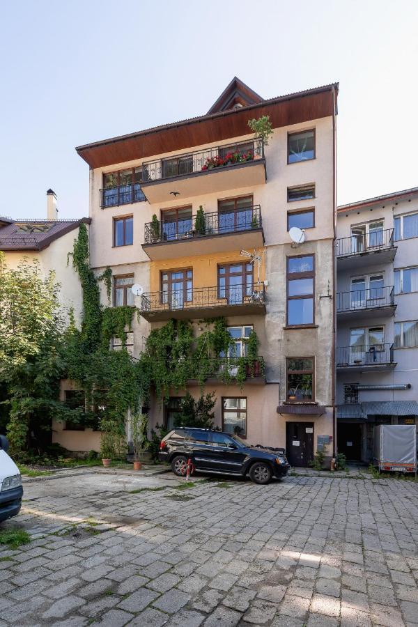 Apartments On Krupowki Street With Mountain View By Noclegi Renters Zakopane Extérieur photo