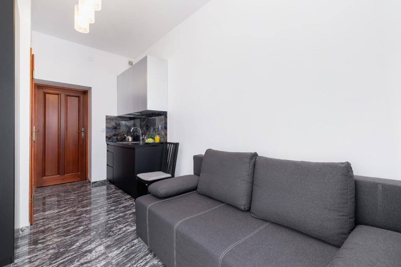 Apartments On Krupowki Street With Mountain View By Noclegi Renters Zakopane Extérieur photo